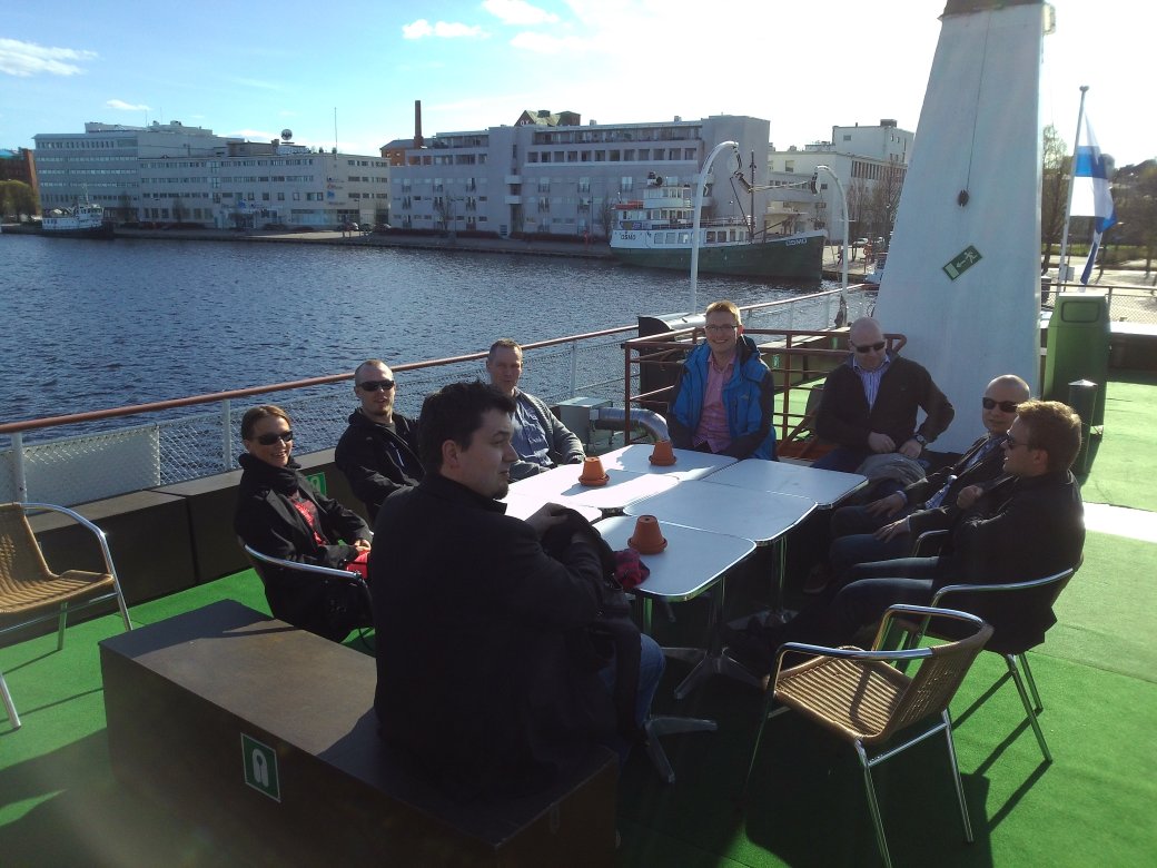 Päivä huipentui illallisristeilylle Kallaveden kauniissa maisemissa